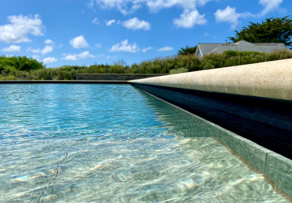 089A51E6-A589-4438-A0AC-9DD7B66C526F