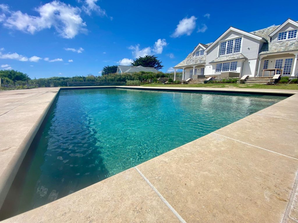 5827B957-15CC-4B32-9026-24BBAF9BBC69