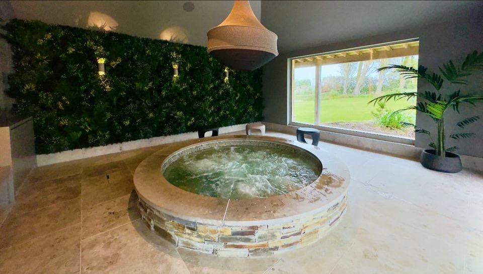 9CB1BF56-9967-41ED-9B2D-F6F0A641AE85