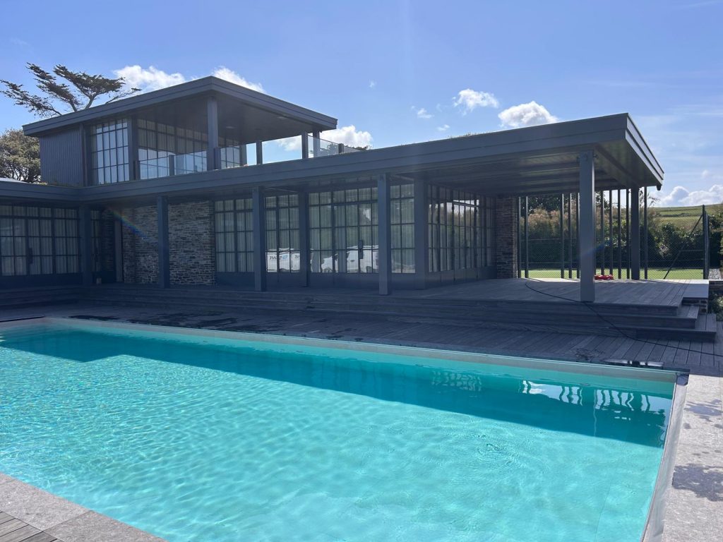 B7F8ED96-1DD6-4A2A-875C-1CA36A54DEBE